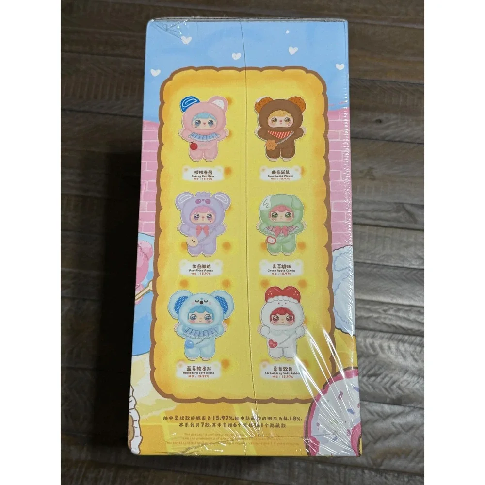 New Genki Shark Sweet Cloud Hug Mini 400% Kids OS Pink NIB Blind Box Art Toy